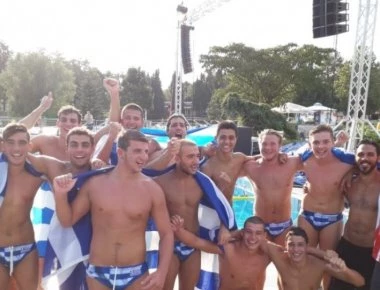 Προπονητής εθνικής πόλο εφήβων: Αφιέρωσε το τίτλο στα θύματα της φωτιάς στο Μάτι και στους πυροσβέστες